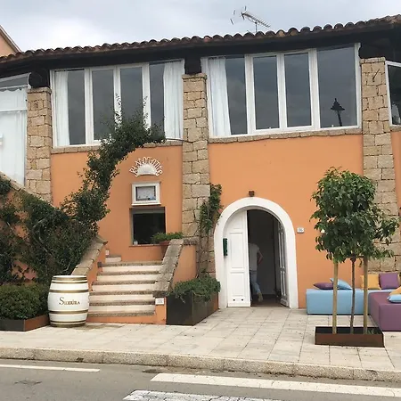 Boutique Sant'andrea & Relais 3*