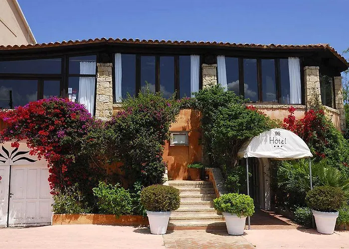 Hotel Boutique Sant'andrea & Relais San Pantaleo